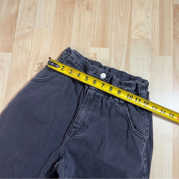 Pacsun Womens Black High Waisted Mom Jeans Paper bag Waist Size 26 - Picture 4 of 7